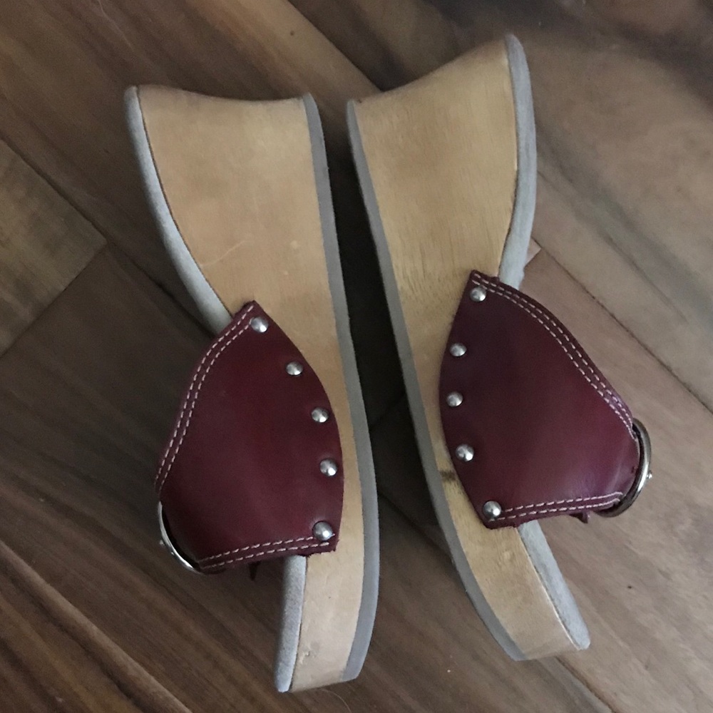 Steve Madden burgundy Wedges Size 6B - Picture 4 of 6